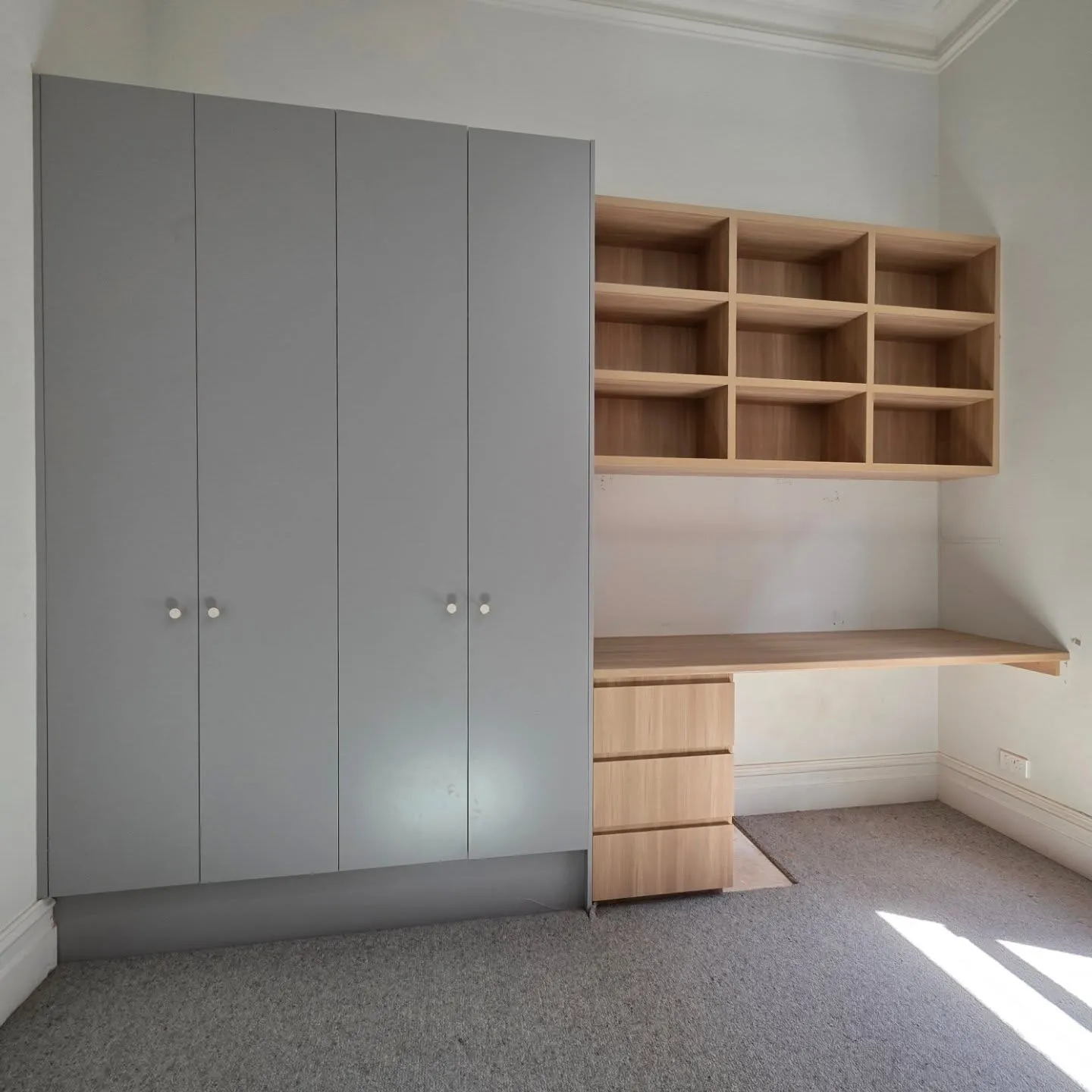 Custom built-in joinery and desk area Melbourne by Northside